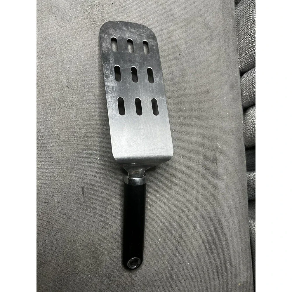 Kitchen Aid Restaurant Commercial Use Large Metal Slotted Lifter Turner Grill